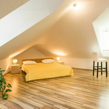 Apartment Old Town Sunrise